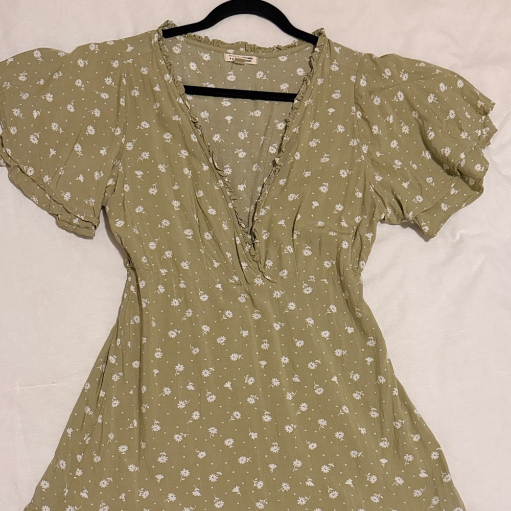 Billabong floral BoHo dress Ruffle, mini sundress green
